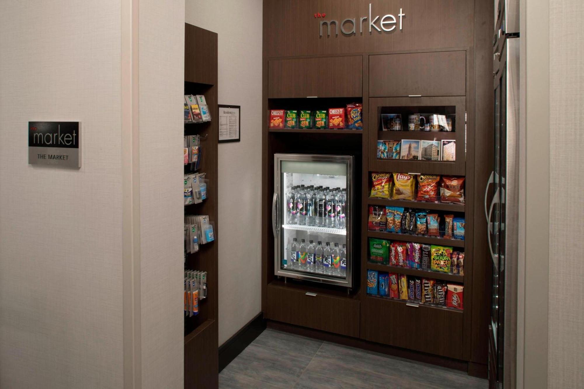 Residence Inn By Marriott Tulsa Downtown Экстерьер фото